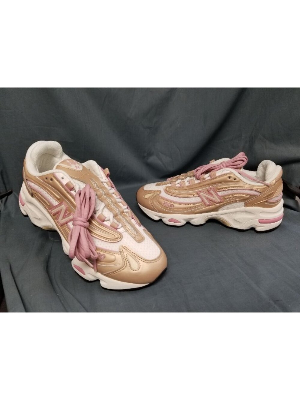 New Balance 1000 White Gold Pink M1000FLP Womens Size 6.5 NEW NO BOX!